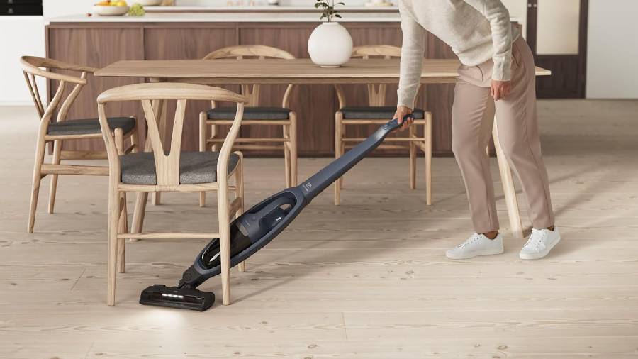 Aspirateur balai sans fil ES52CB21DB Electrolux