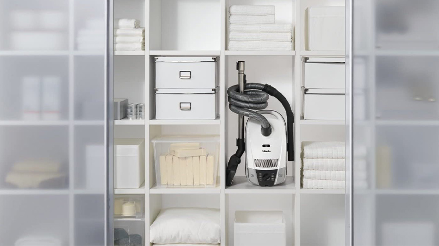 L’aspirateur traîneau compact C2 Allergy EcoLine SDCP4de Miele