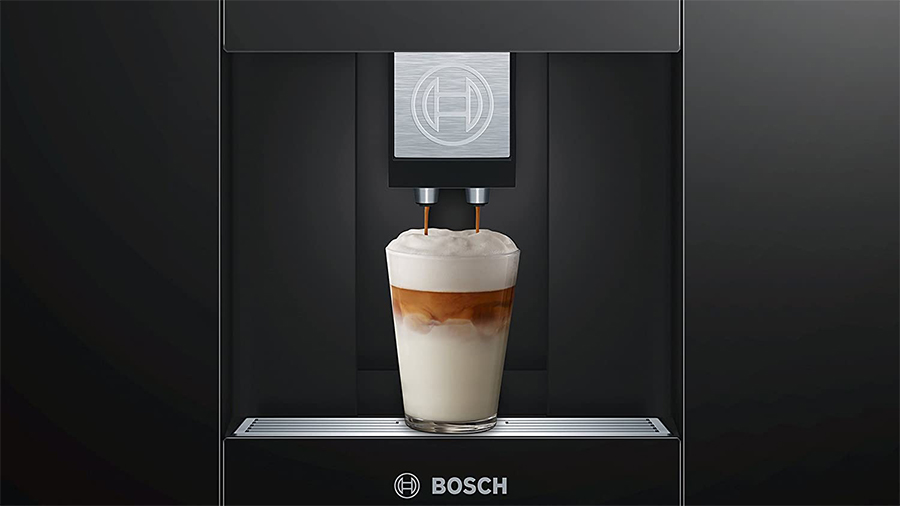 La machine à café automatique Inox CTL636ES6 de Bosch