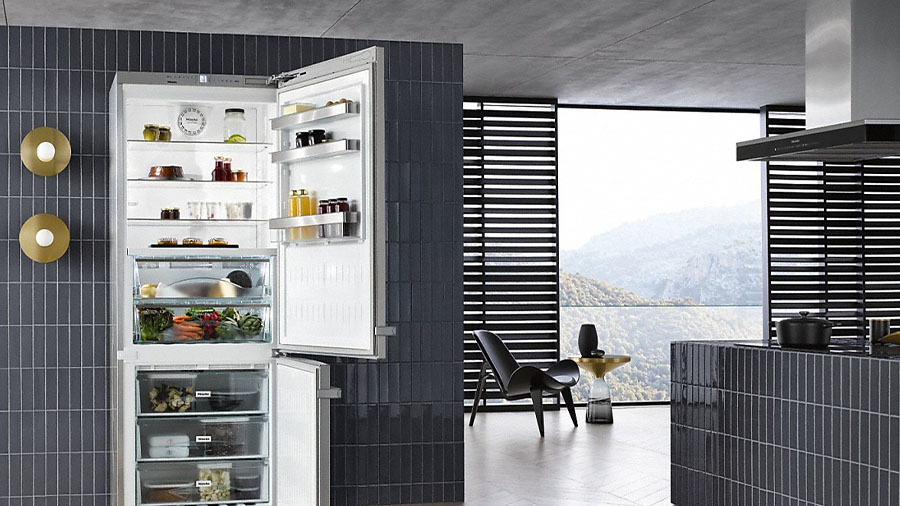 Le réfrigérateur/congélateur posable KFN 16947 D ed/cs de Miele