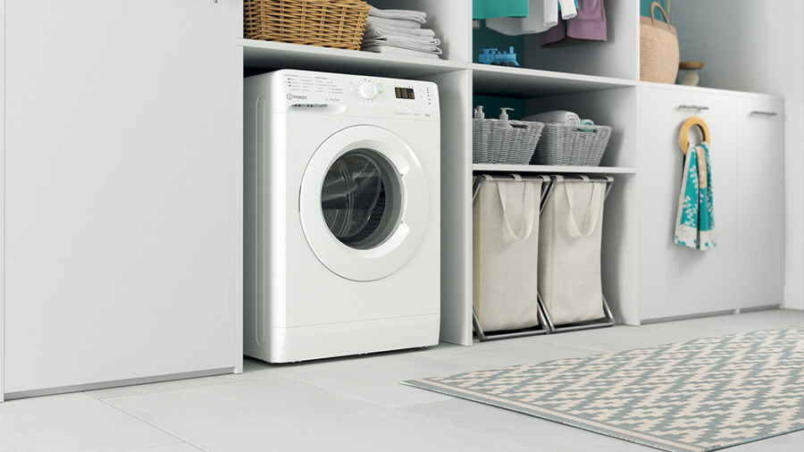 Le lave linge frontal MTWA 81483 WFR Indesit