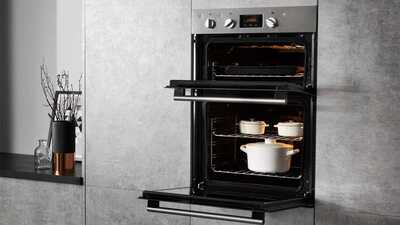 Four encastrable DD2540IX de la marque Hotpoint