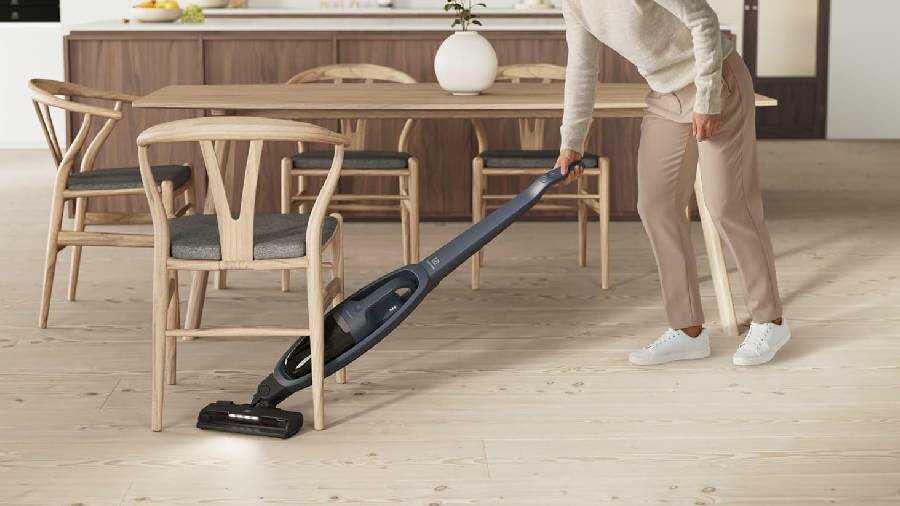 Aspirateur balai sans fil ES52CB21DB Electrolux