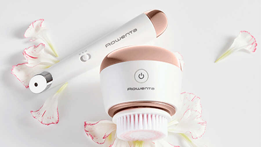 La nouvelle brosse nettoyante visage Booster LV4020F0 Rowenta