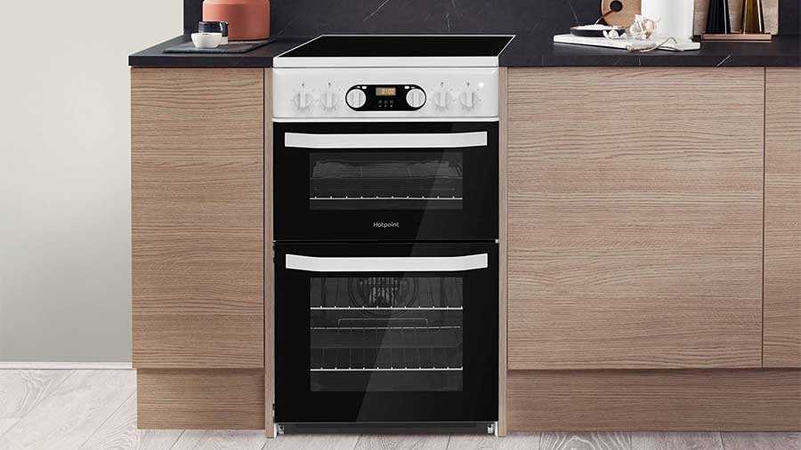 Cuisinière multifonction HD5V93CCW Hotpoint