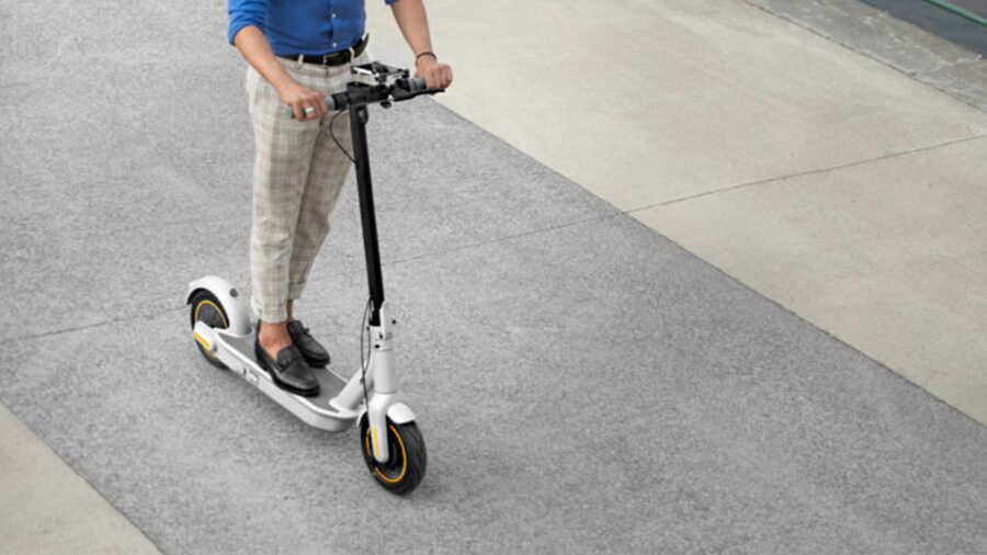 La trottinette électrique Ninebot Segway KickScooter G30 LE