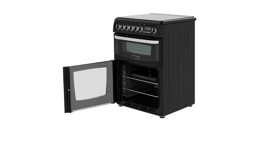 La cuisinière CH60DHKF Harrogate Hotpoint