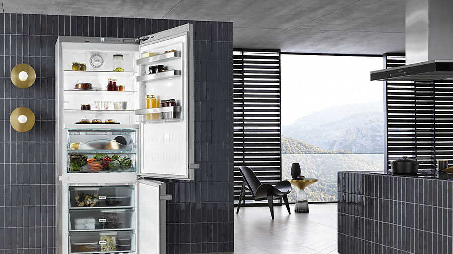 Le réfrigérateur/congélateur posable KFN 16947 D ed/cs de Miele