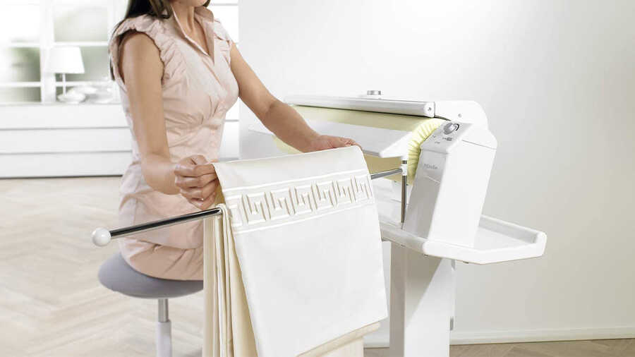 La repasseuse B 990 Miele 